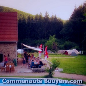 Logo G.c.u (groupement Camping Universitaire)