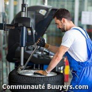 Logo Eurotyre Hyperpneus  Adh&eacute;rent