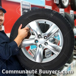 Logo Isuzu Pacific Auto  Distrib exclusif