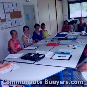 Logo Van Hasselaar Magaly