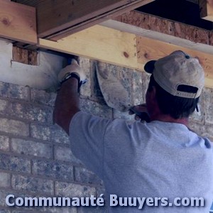 Logo Omf Construction