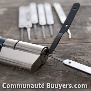 Logo Heracles M.r. Serrurier Distributeur